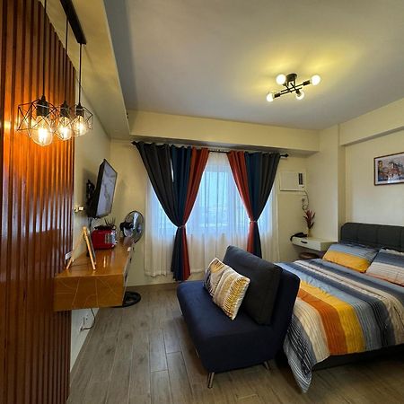 Condo Home With Fast Wifi In Bacolod City Экстерьер фото