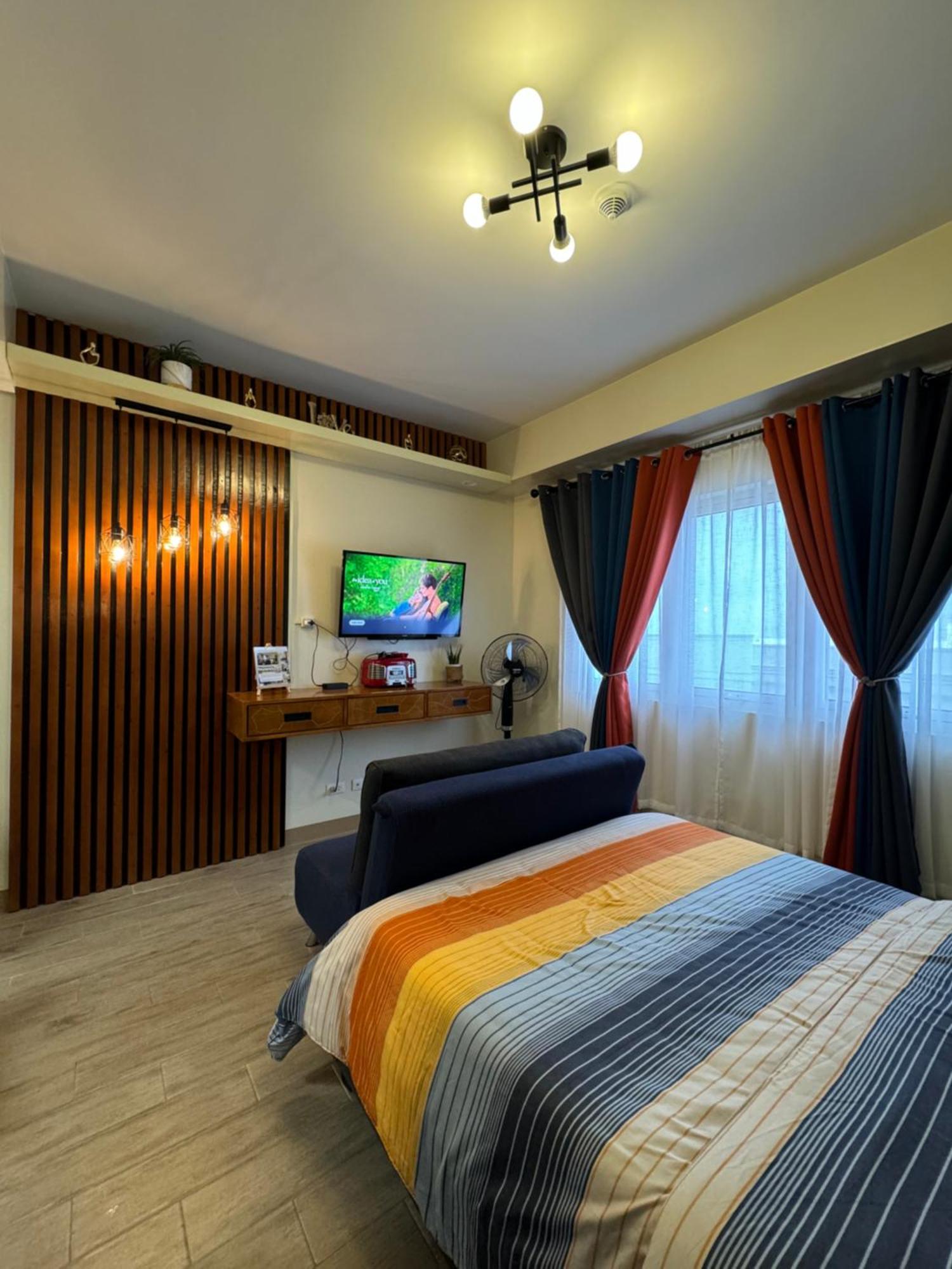 Condo Home With Fast Wifi In Bacolod City Экстерьер фото